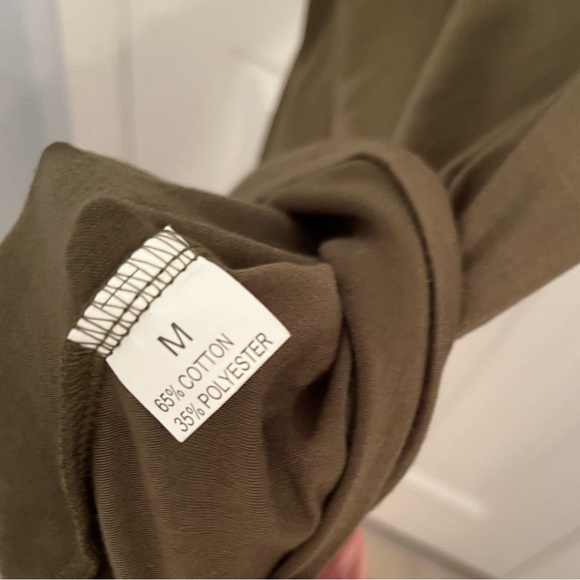 WE THE PEOPLE Medium olive green cotton poly blend unisex tank top like New - Picture 5 of 8